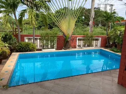 Pool Villa East Pattaya at a bargain price! 
