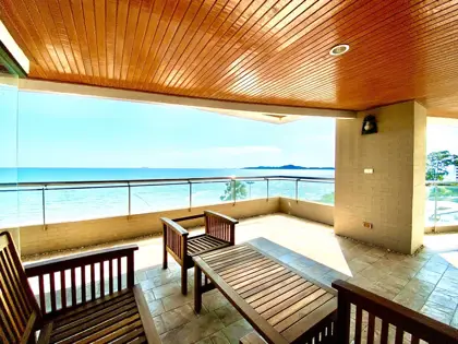Baan Haad Uthong Luxury Condo for Sale