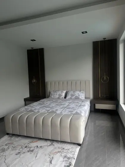 Mabrachan Lake Pool villa 4 Bedrooms – All with private en-suite bathrooms   • 1 Maid’s Room   • 6 Bathroom