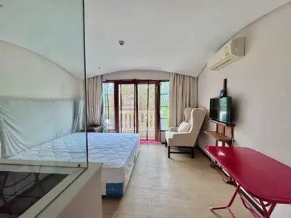 Venetian Signature Condo Resort Studio for sale