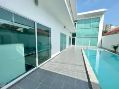 New modern villa for sale or rent on Pratumnak Hill 6 Bedroom