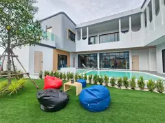 Myroom Pool Villa in Huai Yai 5 Bedroom for sale