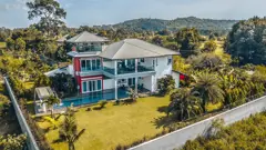 High-End Pool Villa in Bang Sare for sale