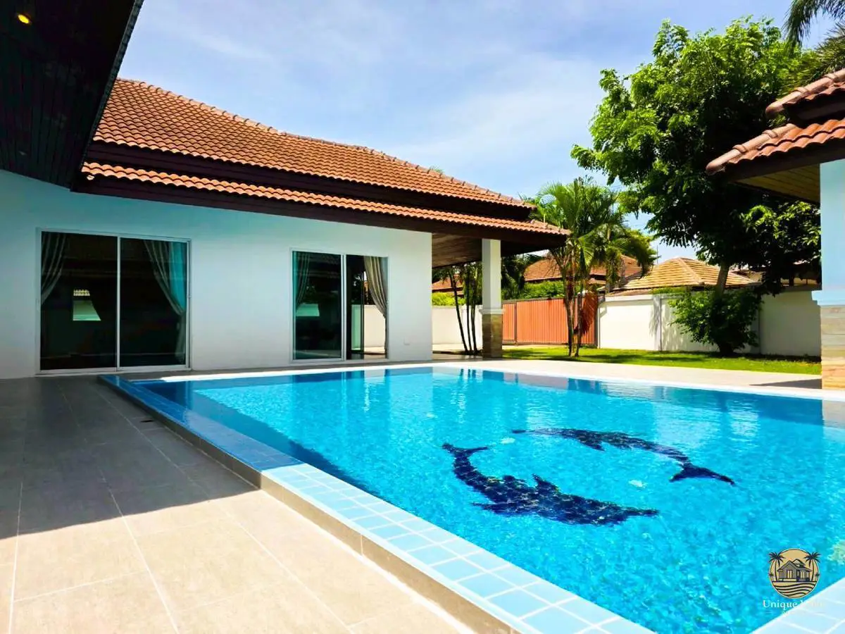 Unique Pool Villa Pattaya 3 Bedroom for sale
