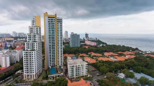 The Peak Towers 1 Bedroom