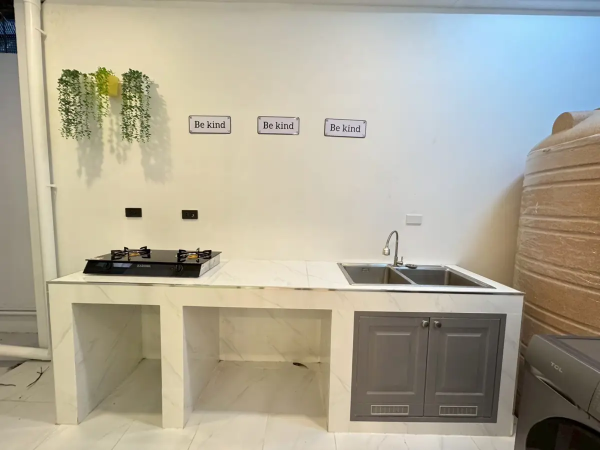 Pool villa located on Jomtien 2nd Road.5 Bedroom for sale