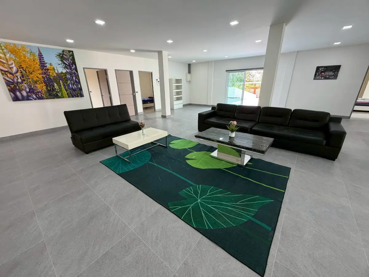  House on 1 Rai land new renovated 6 Bedroom for sale