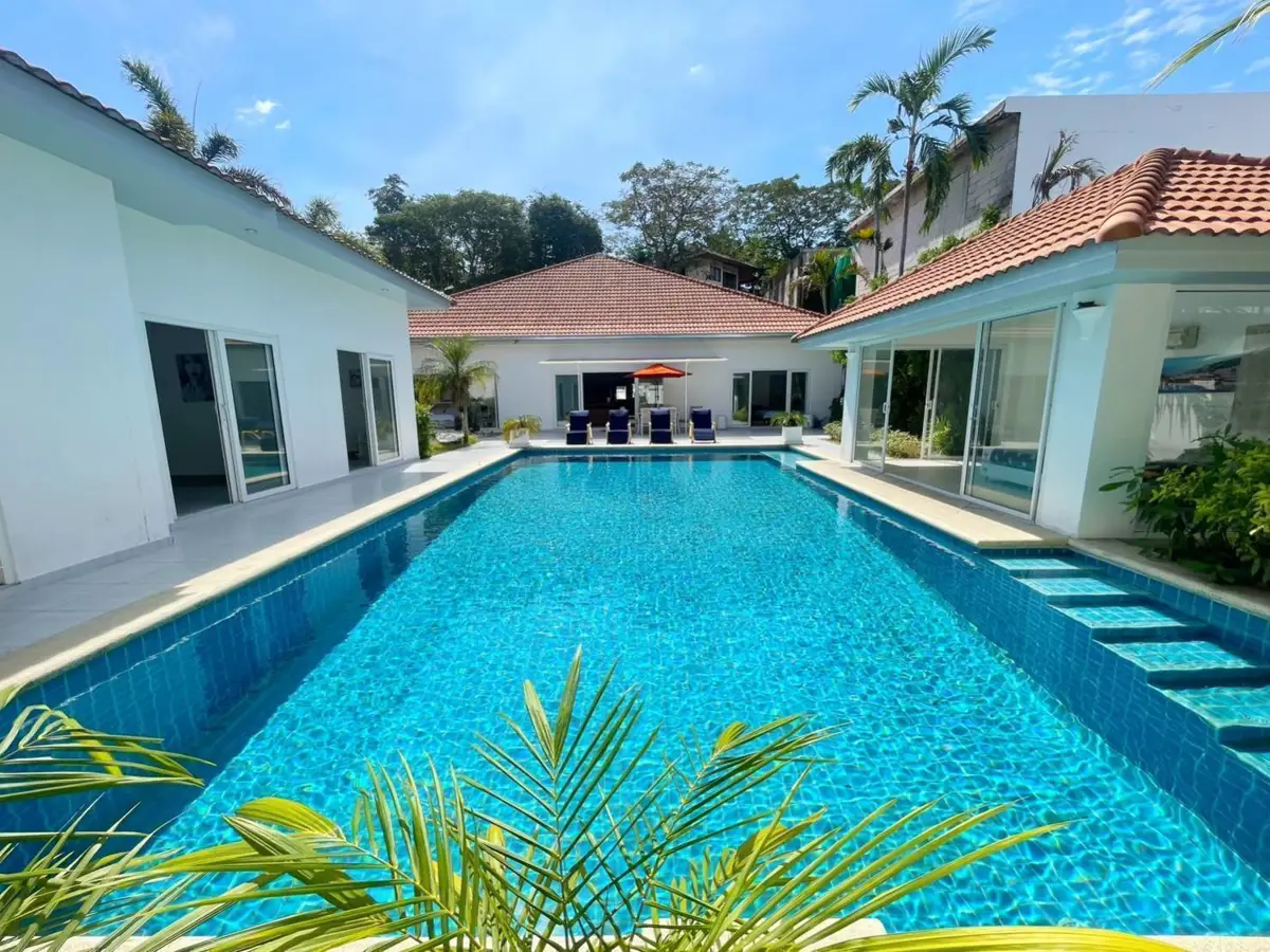 Majestic Residence, on Pratumnak 7 Bedroom for sale and rent