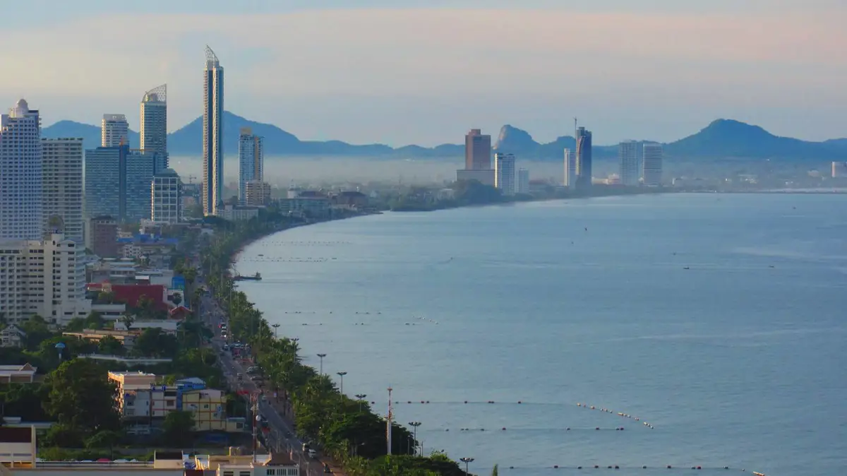 Jomtien Plaza Duplex  Penthouse
