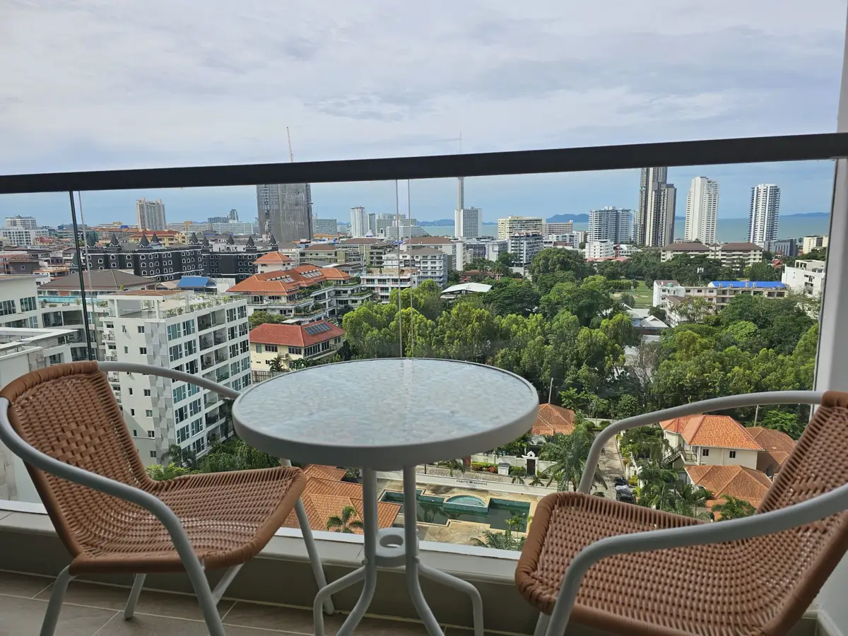 The Peak Tower 1 Bedroom