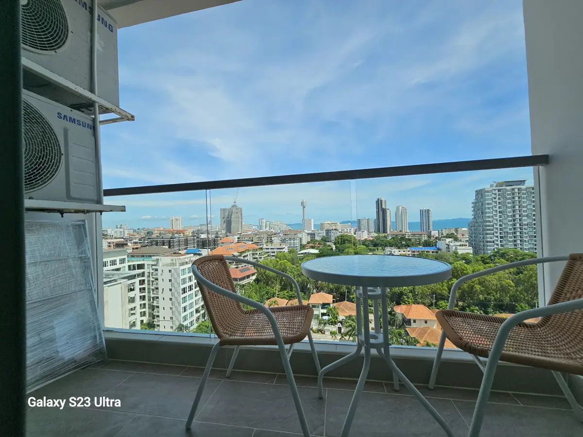 The Peak Tower 1 Bedroom