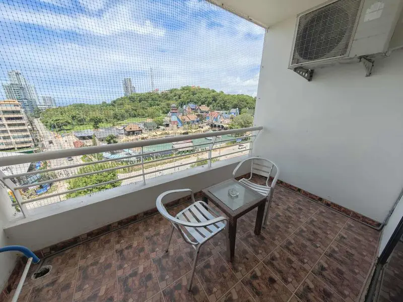 Pattaya Hill Resort Pratumnak Studio for sale