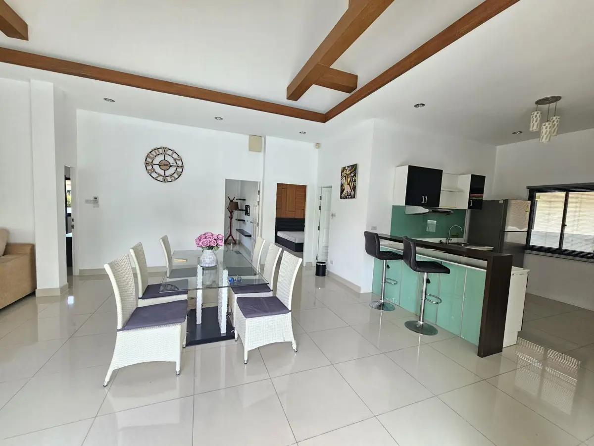 Baan Dusit Pattaya Lake 4 Bedroom for sale