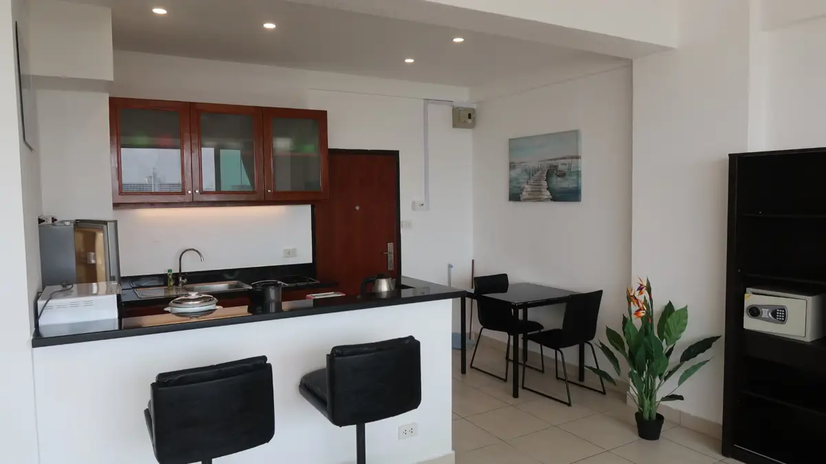 Thep Thip, Pratumnak Soi 6 Studio for sale