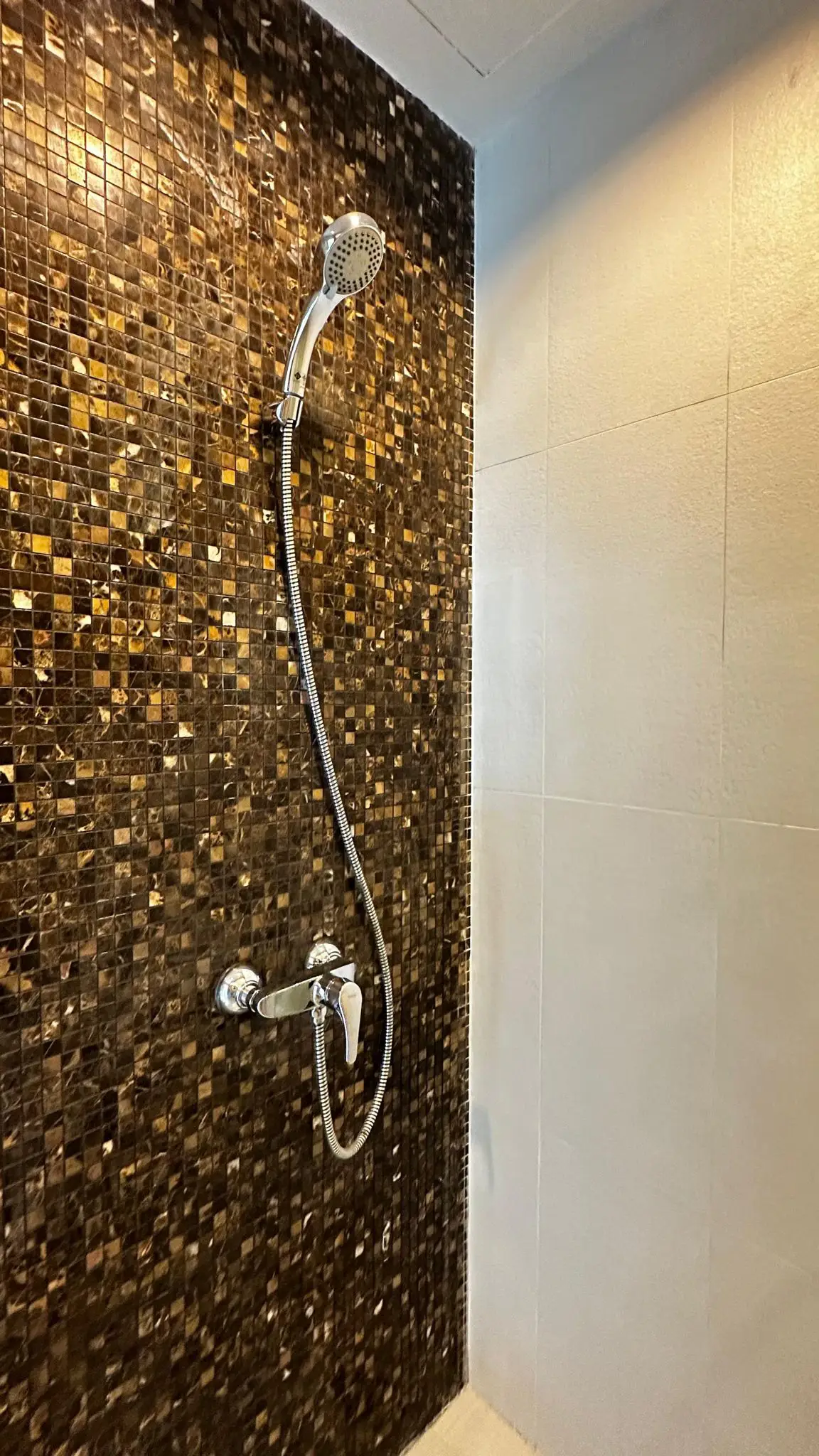 The Axis Condominium 2 Bedroom for sale