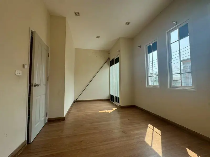 Golden Town 4 Bedroom for sale