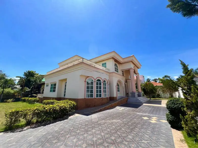 Paradise Villa 2 - 4 Bedroom for sale