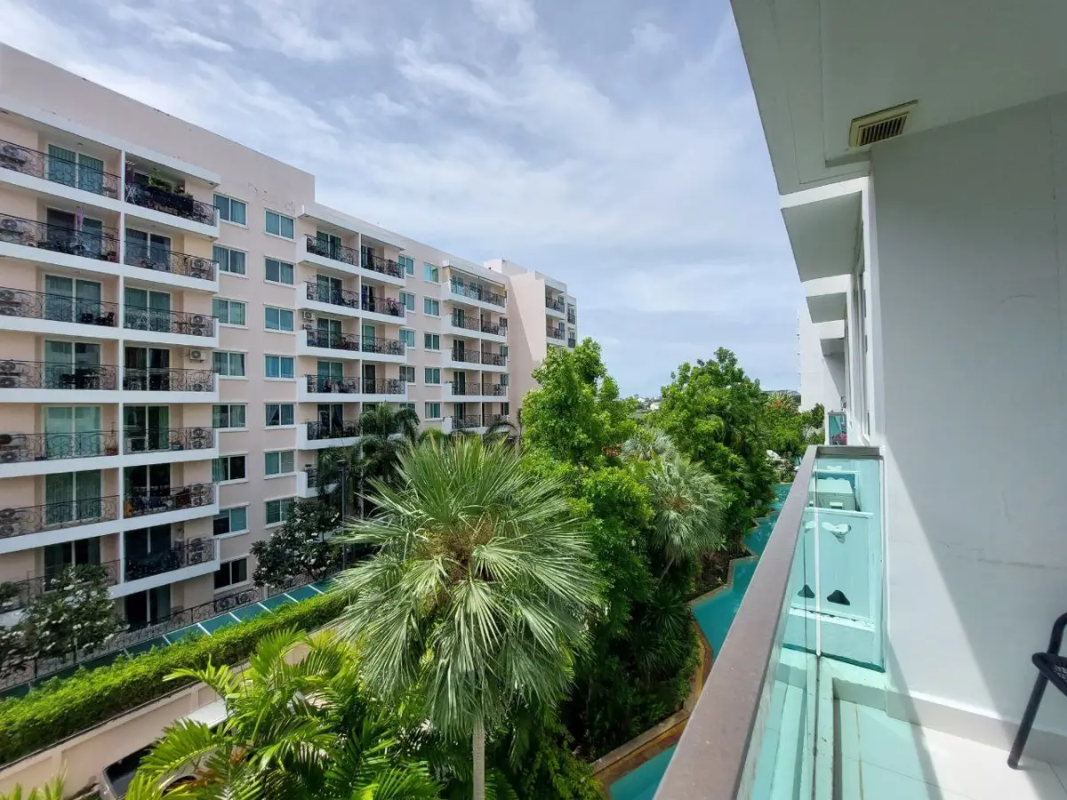 Amazon Residence 1 Bedroom Pool View