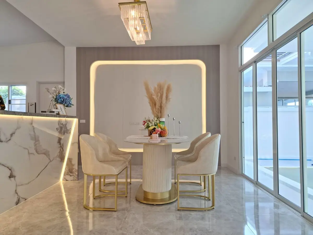 Maneeya Village, Chaiyaphruek 2 -3 Bedroom for rent