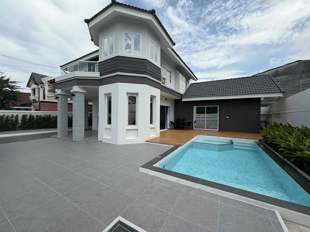 Suk Aim Garden Home Village, Naklua 3 Bedroom for sale