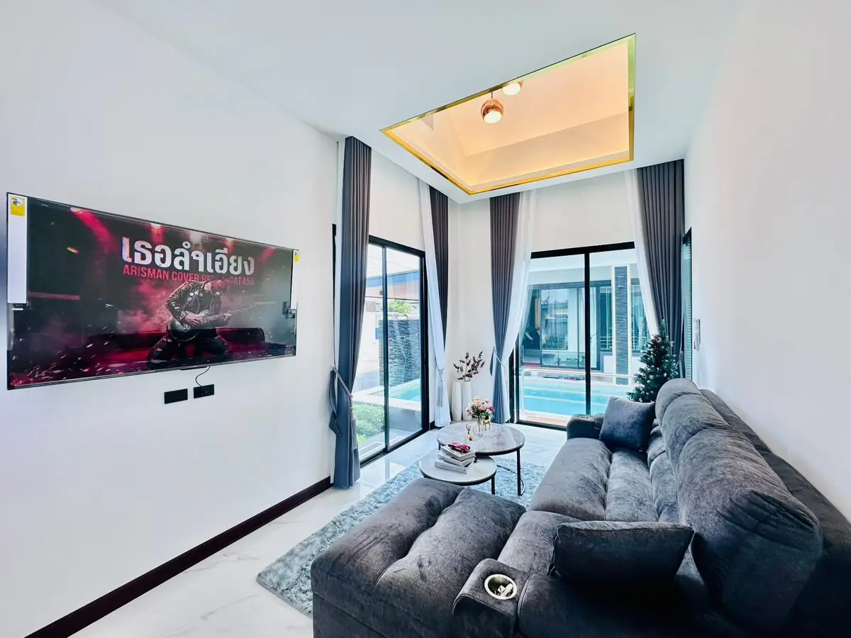 Luxury Modern Pool Villa in the prime Pong 3 Bedroom for sale