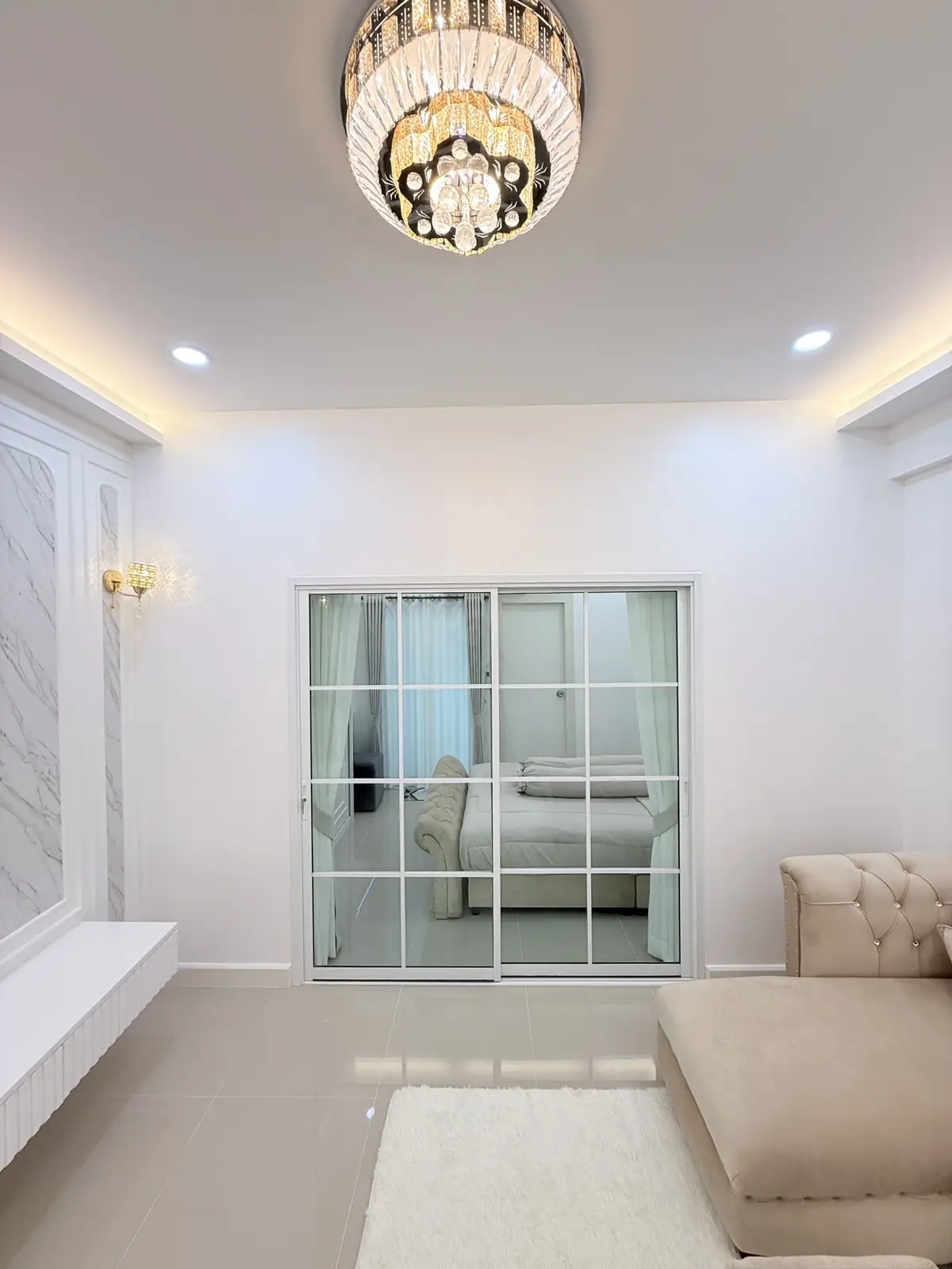 9 Karat condo Studio for sale