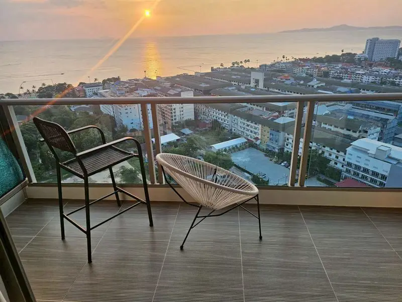 The Riviera Jomtien Condo 2 Bedroom
