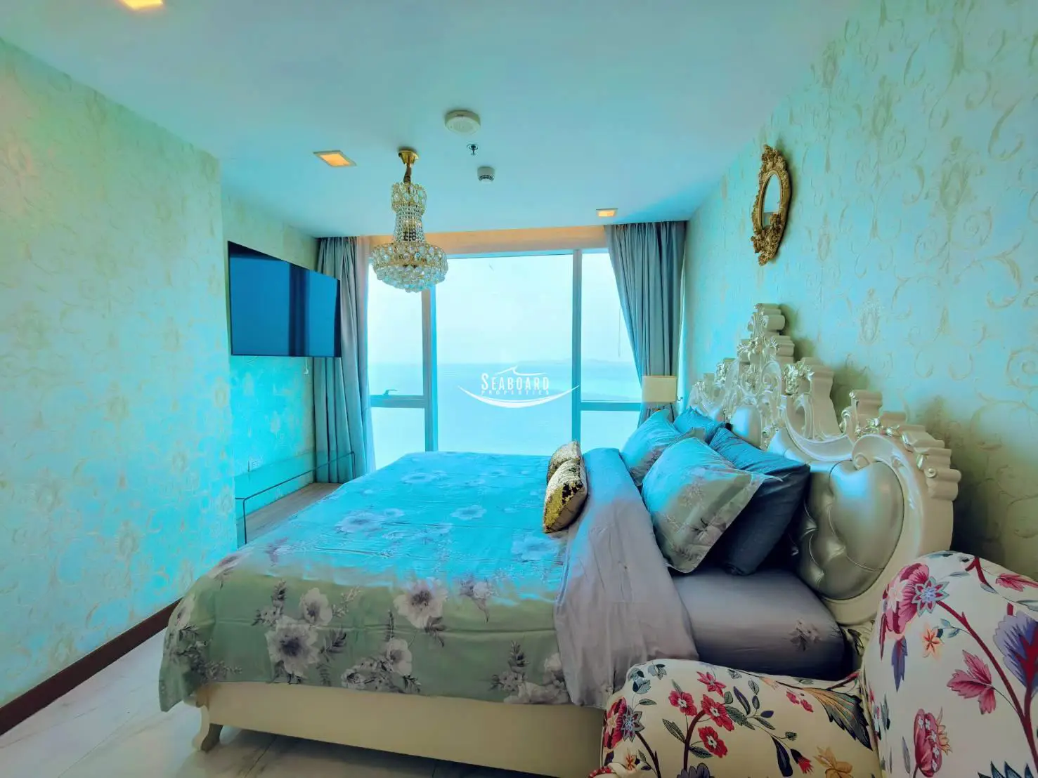 The Palm Wongamat Beach