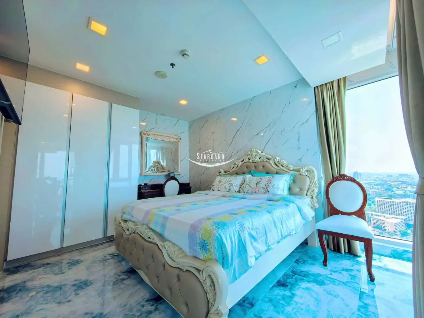 The Palm Wongamat Beach