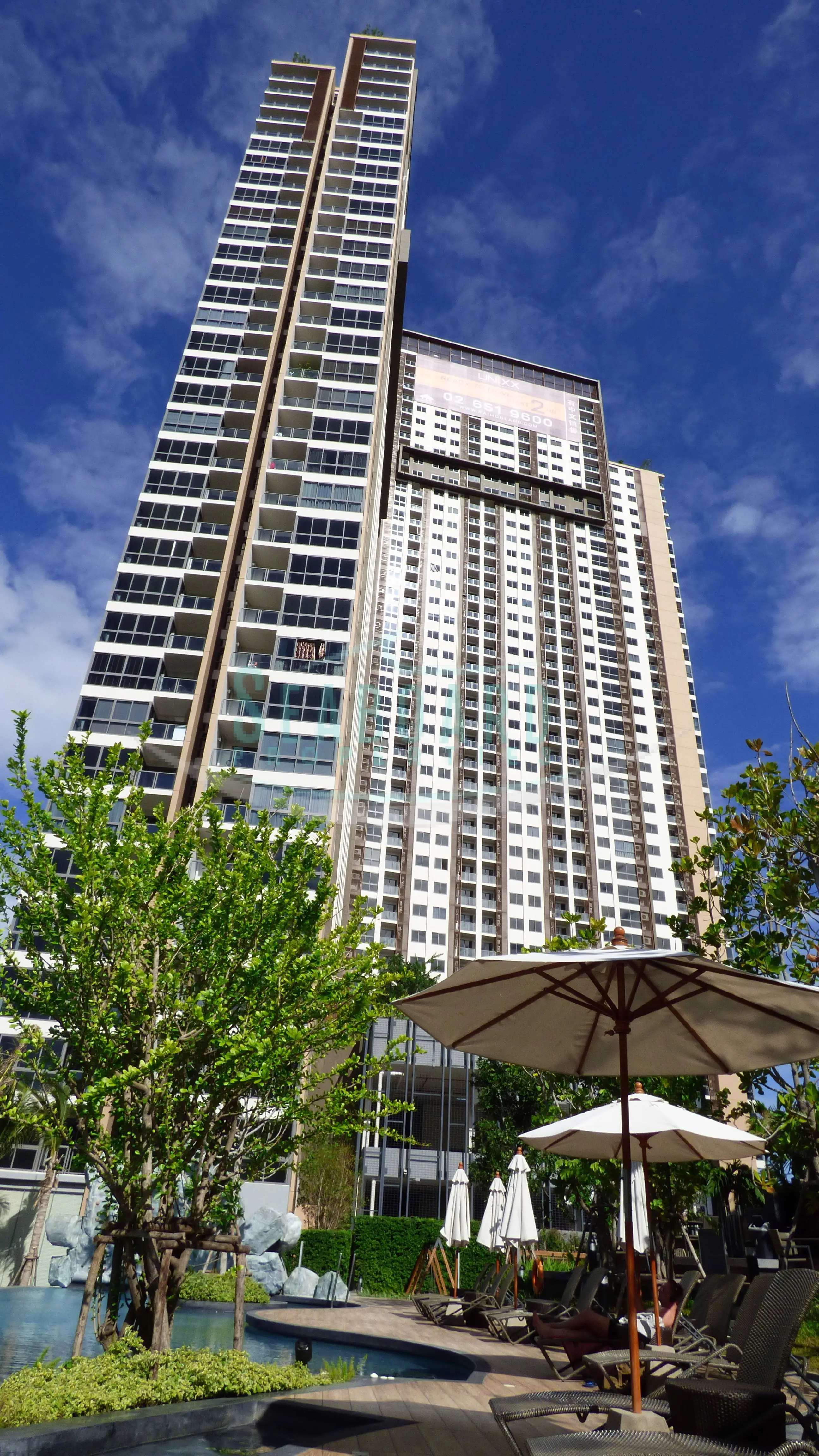 Unixx Condominium Building, Pattaya