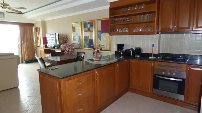 View Talay 7 Condo kitchen