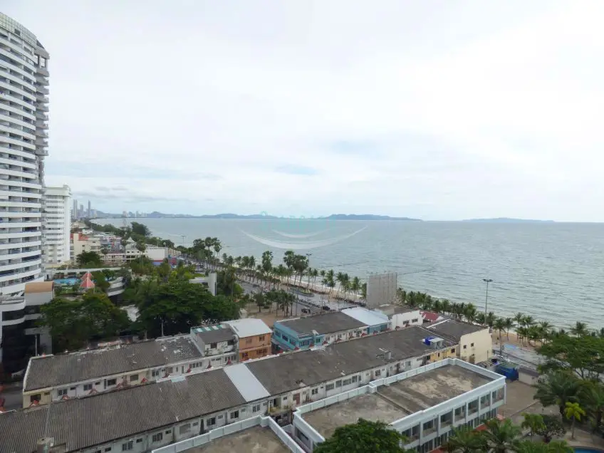 View Talay 7 Seaview Balcony