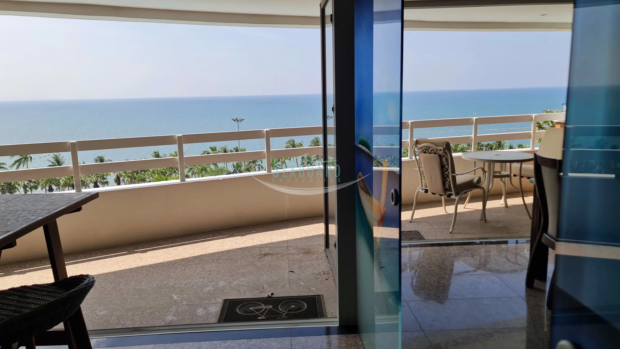 Seaview Condo Plaza for Sale by Seaboard