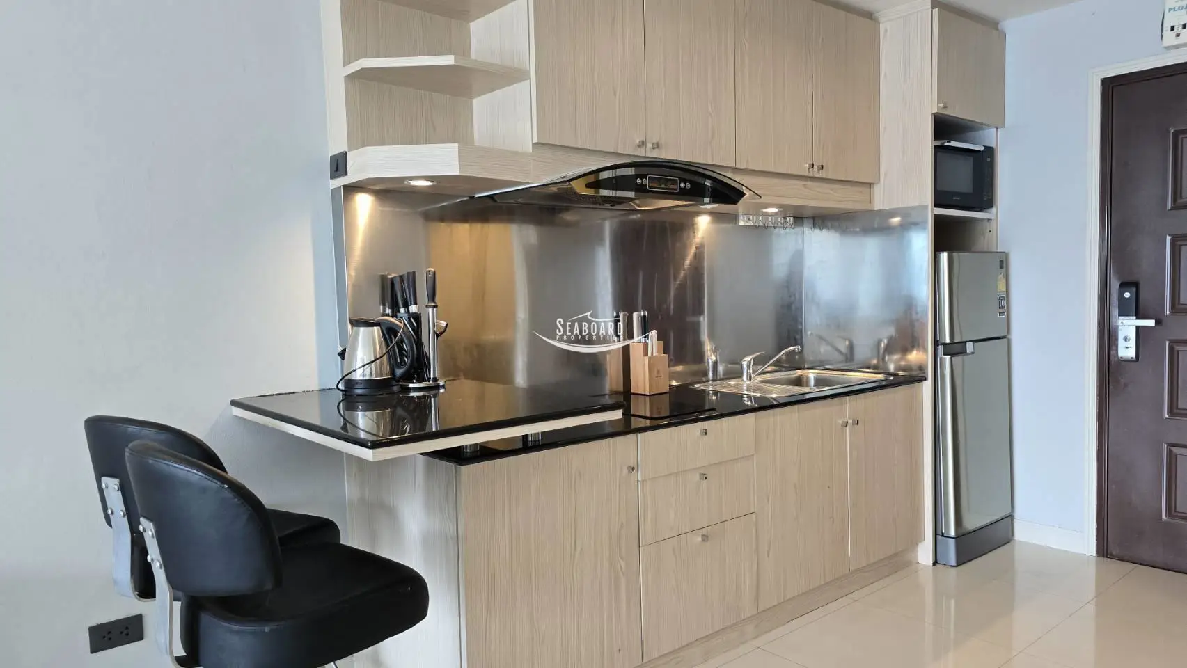 Kitchen in View Talay Condo 7