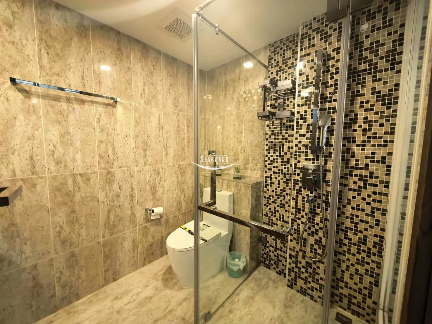 Modern Bathroom with Quality Fixtures