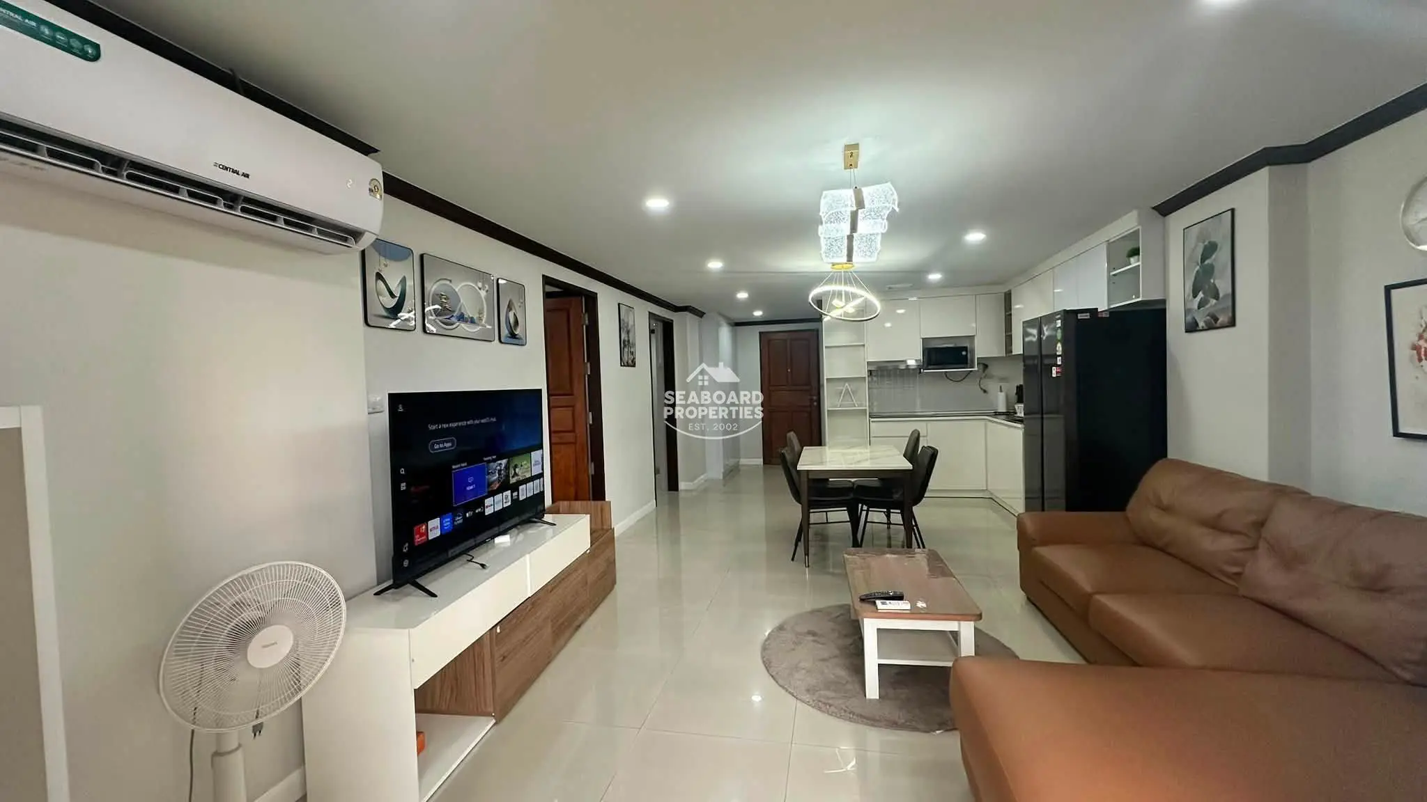 Royal Hill Resort - Entertainment & Living Corner - Seaboard Properties Pattaya