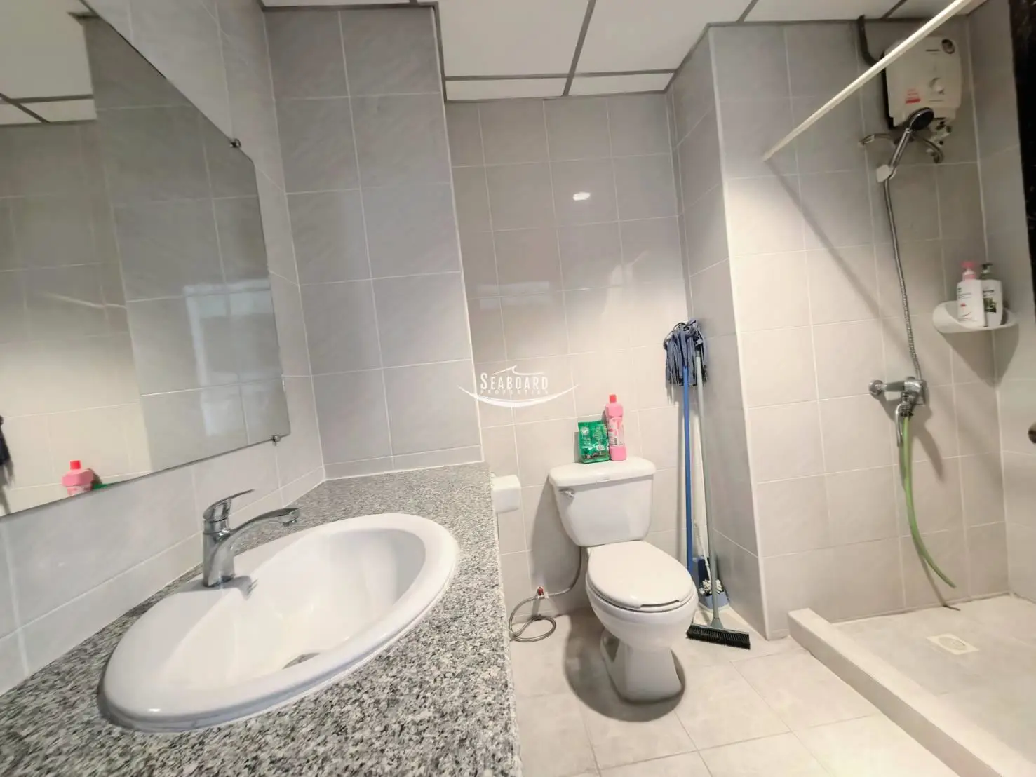 bathroom viewtalay 6