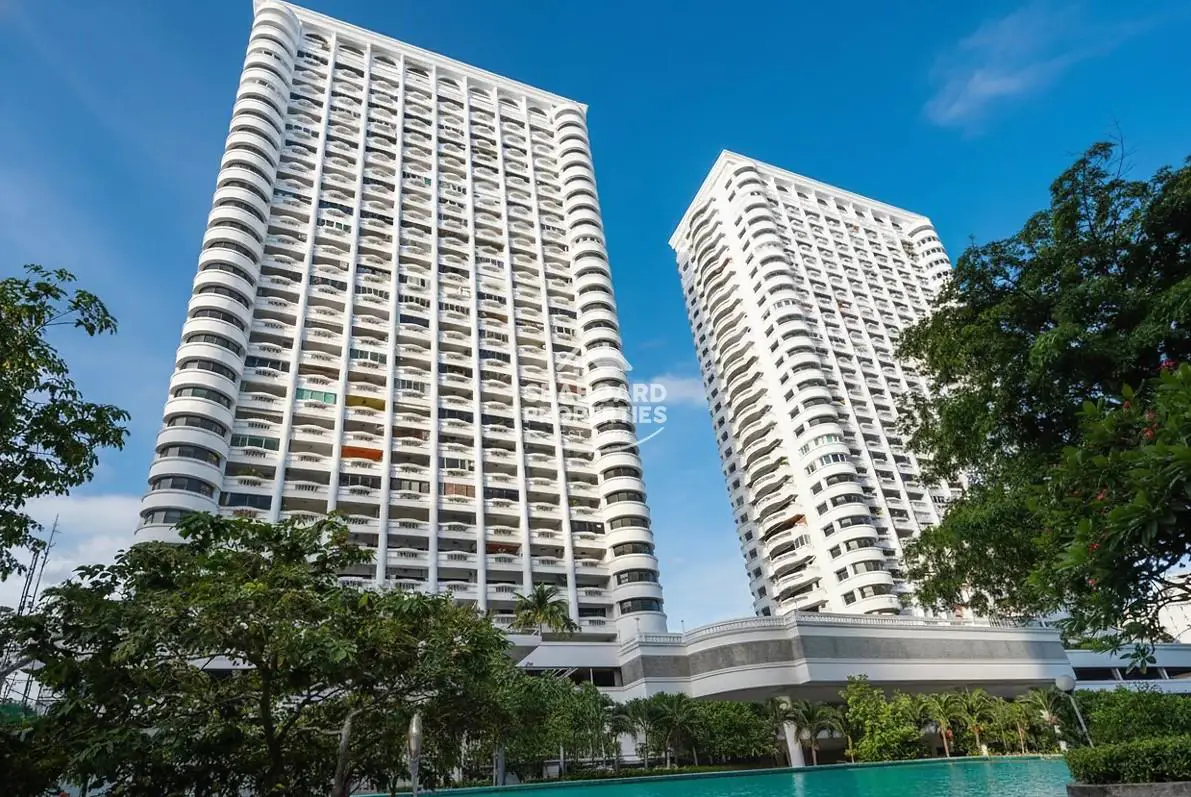 Jomtien Complex Condominium Exterior Building Facade and High Rise Architecture