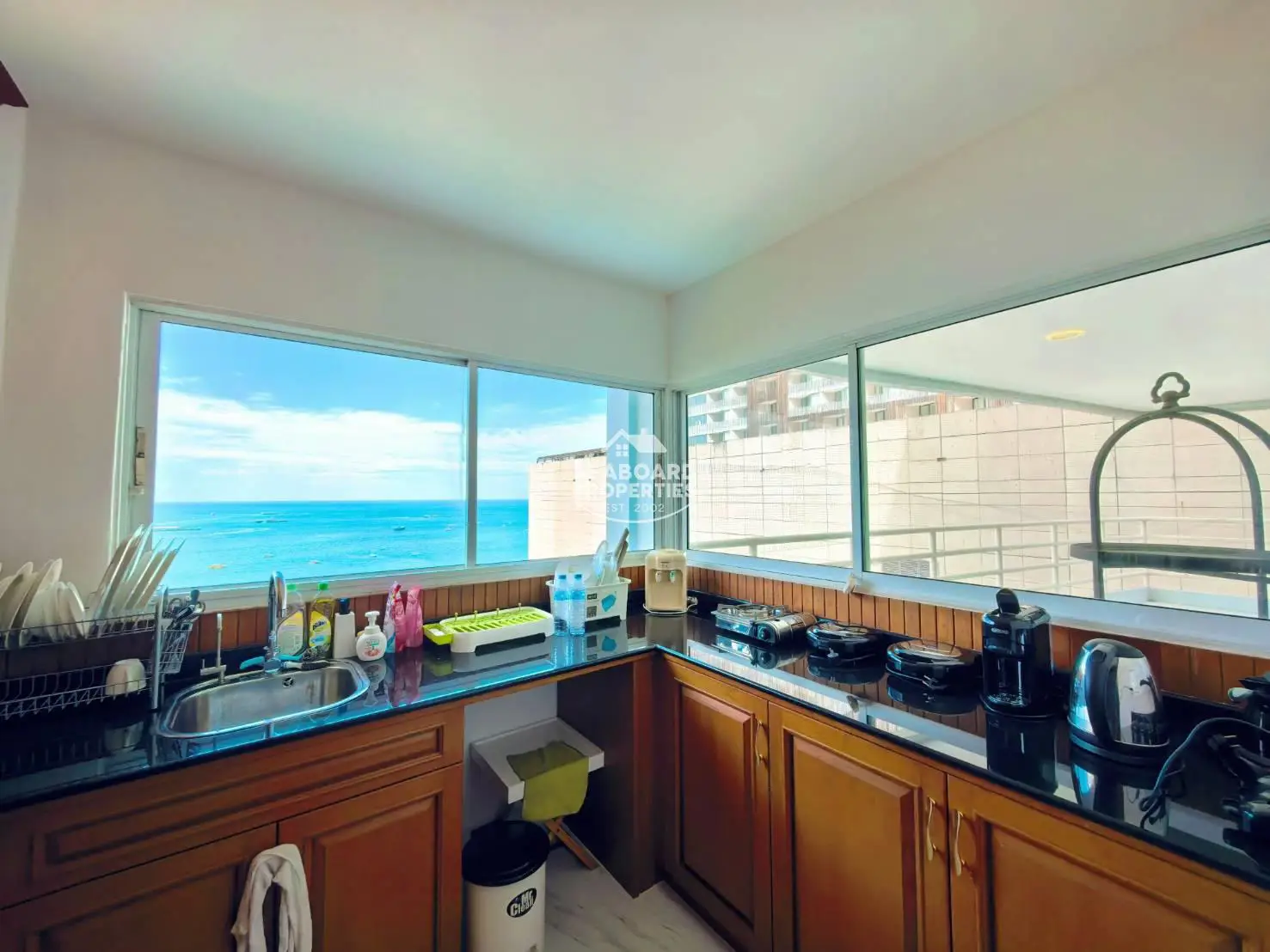 Large U-Shape Western Kitchen View Talay 6 Condo
