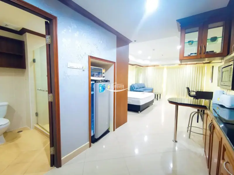 Pattaya Rental Condo Beachside