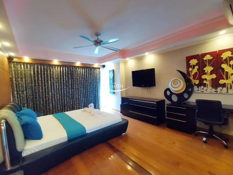 View Talay 6 Condo Bedroom 