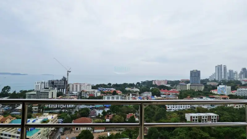 View Talay 3 Beachfront Condominium for Rent in Pratumnak Hill