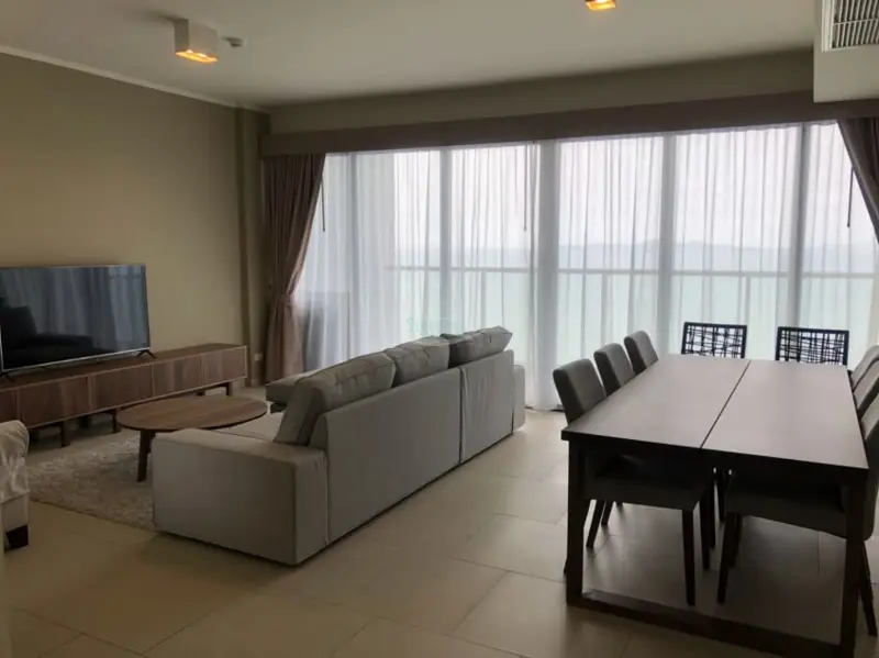 Zire Beachfront Condominium for Rent in Wongamat