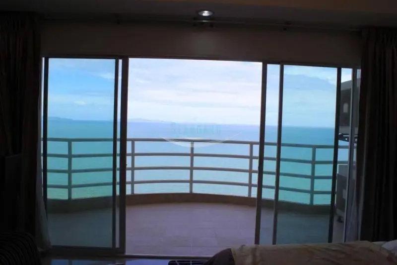 Pattaya Dongtan Beach Condo Sale 