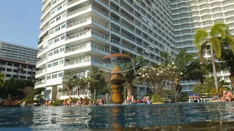 Beachfront Condo Jomtien