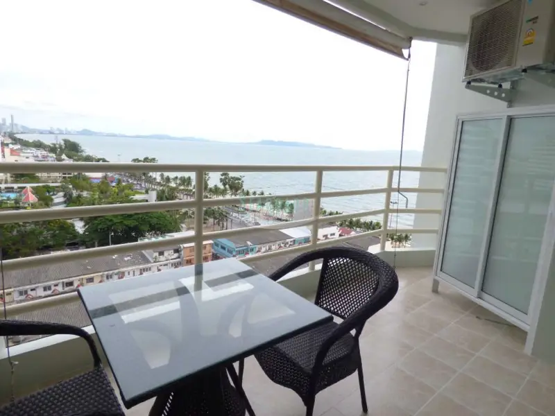 View Talay 7 Seaview Balcony