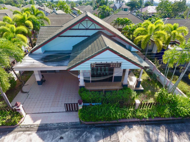 Baan Dusit Village House for Sale in Huay Yai