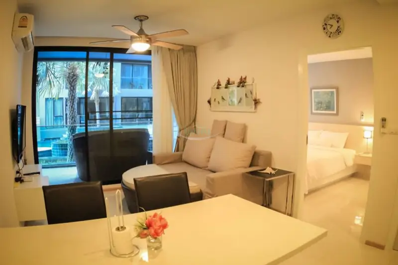 Acqua Condominium Jomtien Condo for Sale and Rent in Jomtien