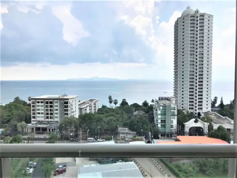 The Riviera Condominium for Rent and Sale in Wongamat