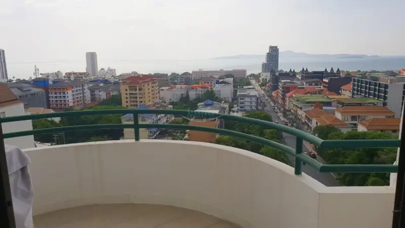 Star Beach Condominium for Sale in Pratumnak Hill